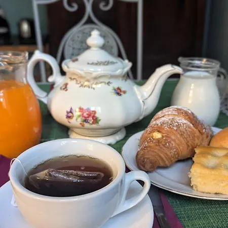 Frühstückspension La Magia Del Mare